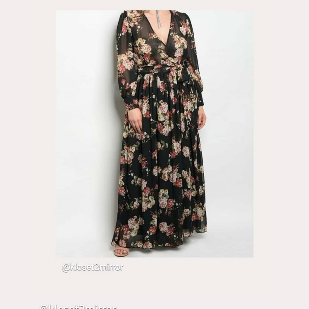 Black floral design maxi dress